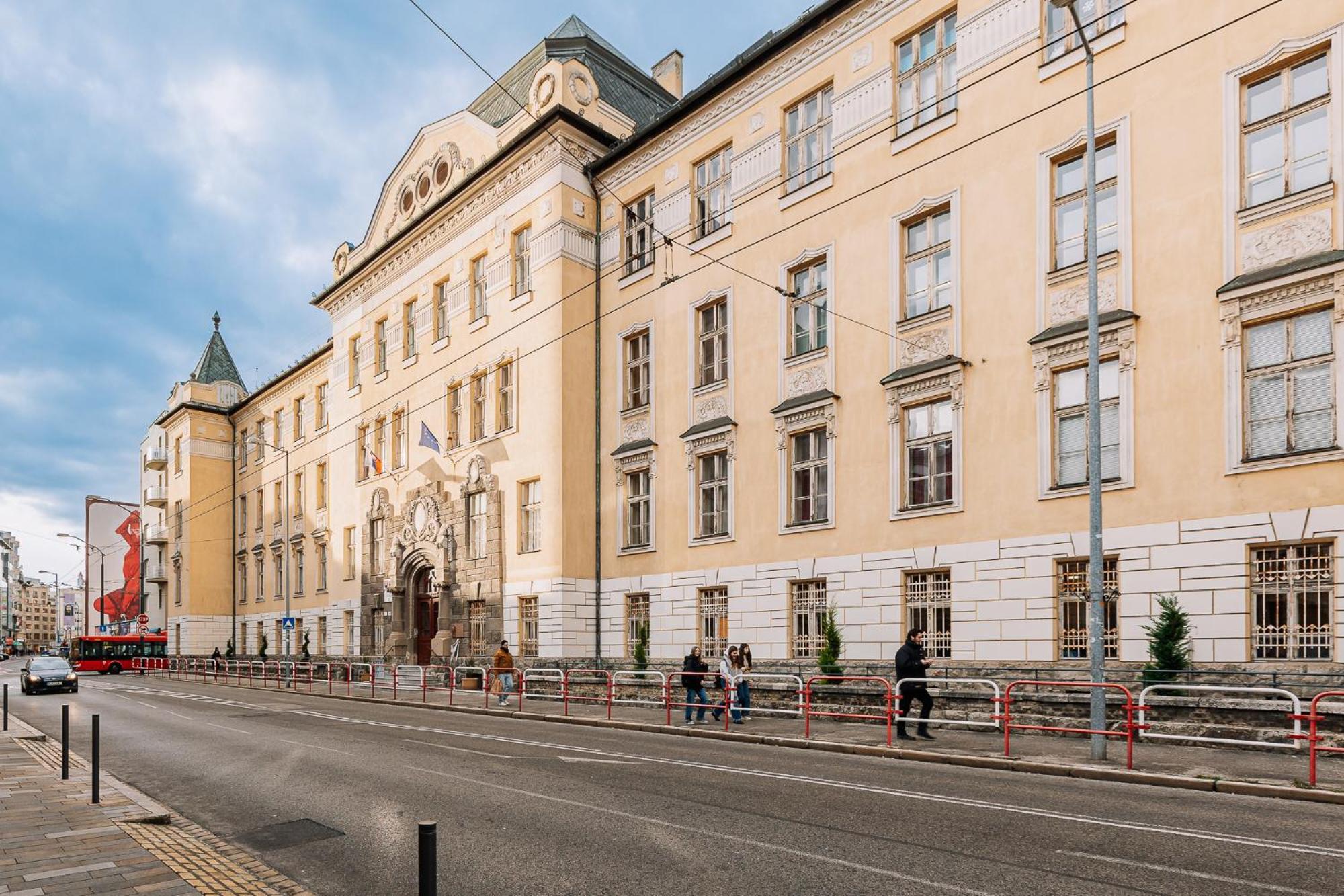 Skau 1 Old Town Family & Business Apartment Free Parking Bratislava Exteriör bild