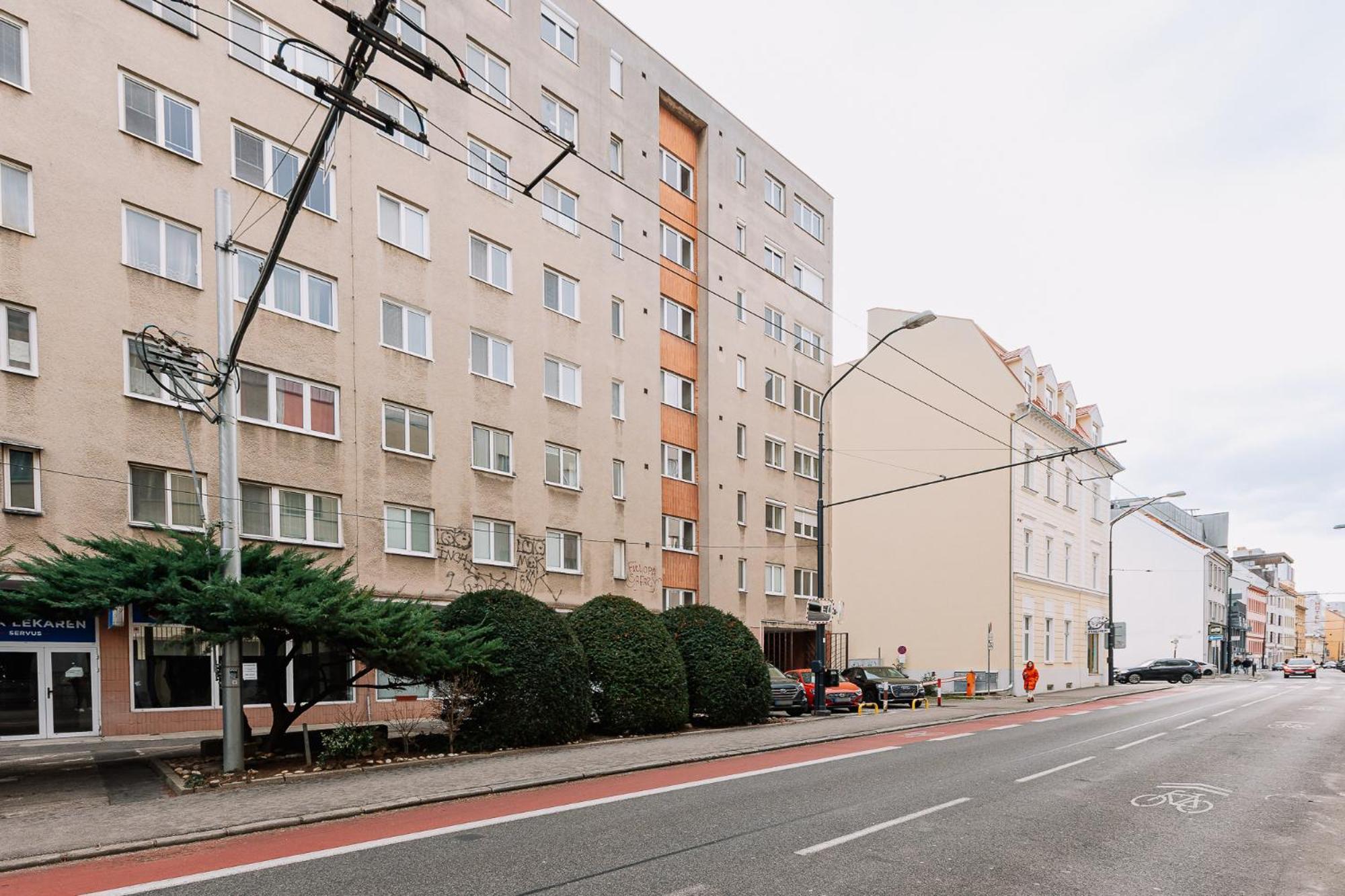 Skau 1 Old Town Family & Business Apartment Free Parking Bratislava Exteriör bild